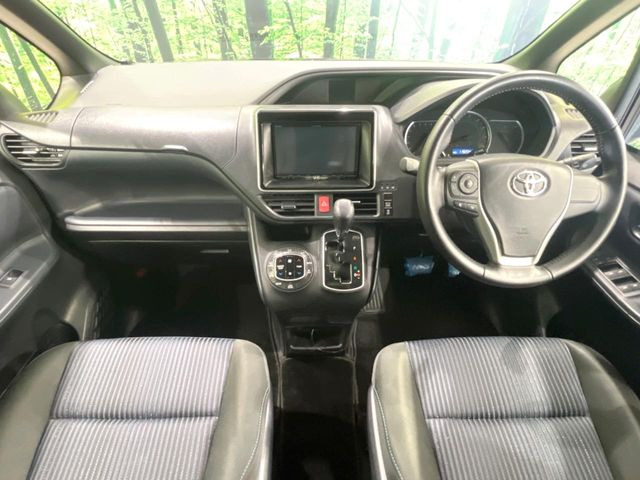 ヴォクシー2.0 ZS 煌
