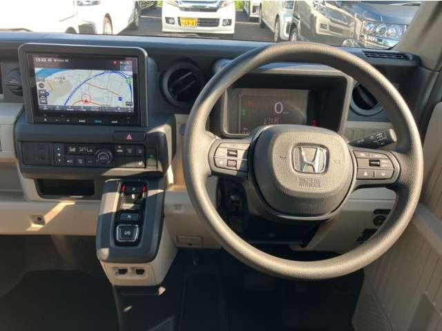 N-VAN e:e: ファン