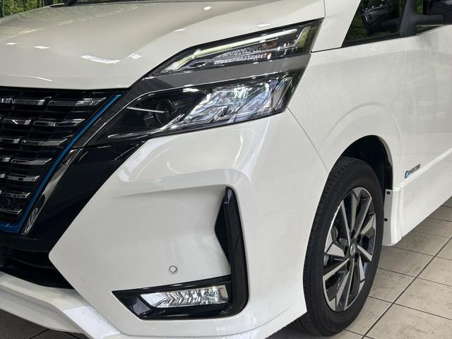 �yLED�w�b�h���C�g�z���V����ԑ��s�����ǍD�Ȏ��E���m�ۂ����S���ĉ^�]�ł��鍂�P�xLED�w�b�h���C�g�𑕔�!�_�����x�������A����d�͂��}�����Ă��܂��B