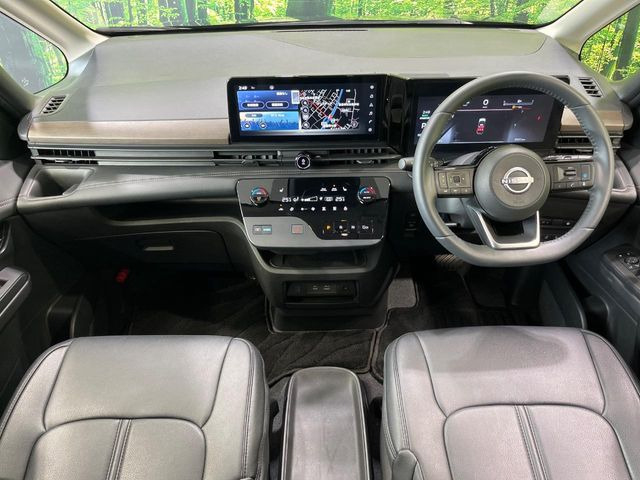 セレナ1.4 e-POWER ハイウェイスターV