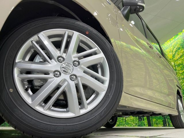 �y����15�C���`�A���~�z�C�[���z�O�ςɃ}�b�`���������A���~�z�C�[���𑕒����Ă���܂��B�e��ЊO�A���~�z�C�[����A�X�^�b�h���X�^�C�����戵�����Ă���܂��B���񂲑��k����������