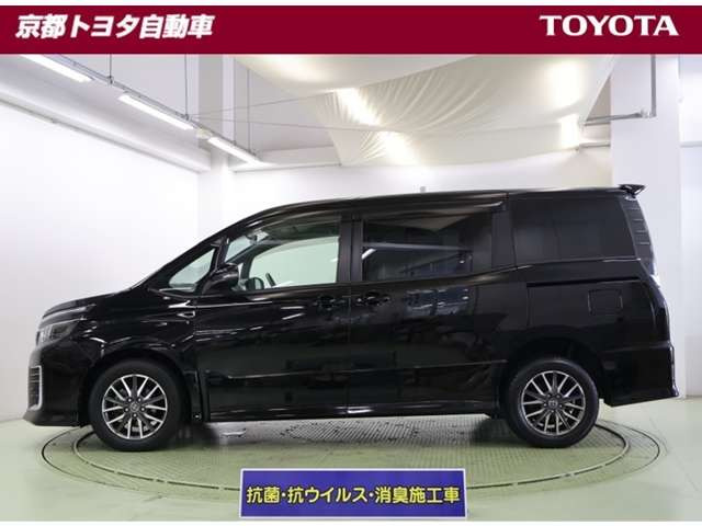 ヴォクシー2.0 ZS 4WD