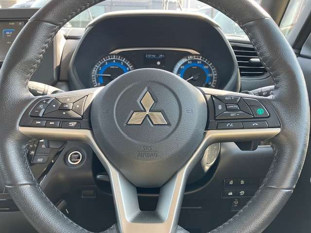 デリカミニT プレミアム 4WD