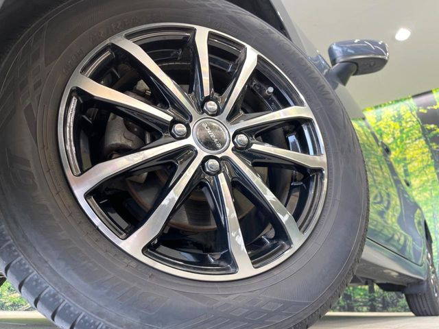 �y15�C���`�A���~�z�C�[���z�O�ςɃ}�b�`�����A���~�z�C�[���𑕒����Ă���܂��B�e��A���~�z�C�[����A�X�^�b�h���X�^�C�����戵�����Ă���܂��B���񂲑��k����������
