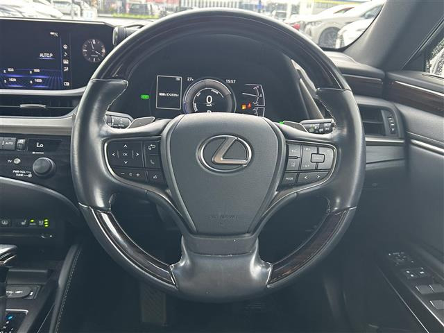 ES300h