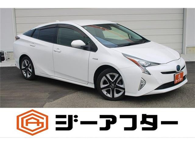 プリウス1.8 S ツーリングセレクション E-Four 4WD