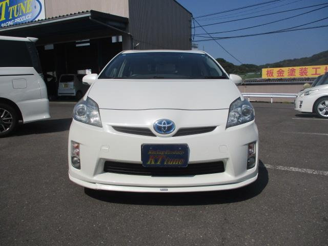 プリウス1.8 S