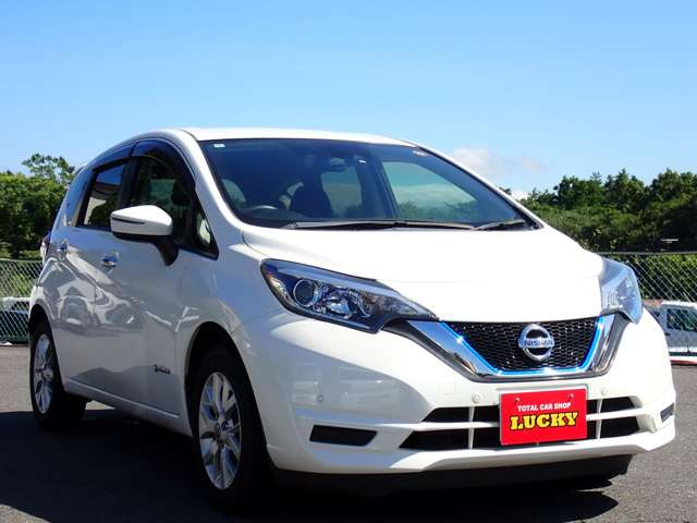 ノート1.2 e-POWER X FOUR 4WD