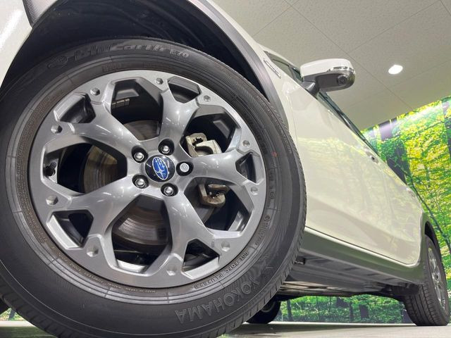 �y����17�C���`�A���~�z�C�[���z�O�ςɃ}�b�`���������A���~�z�C�[���𑕒����Ă���܂��B�e��ЊO�A���~�z�C�[����A�X�^�b�h���X�^�C�����戵�����Ă���܂��B���񂲑��k����������