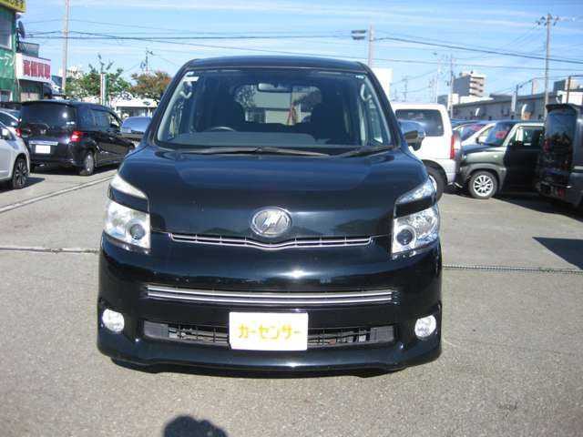 ヴォクシー2.0 ZS 煌 4WD