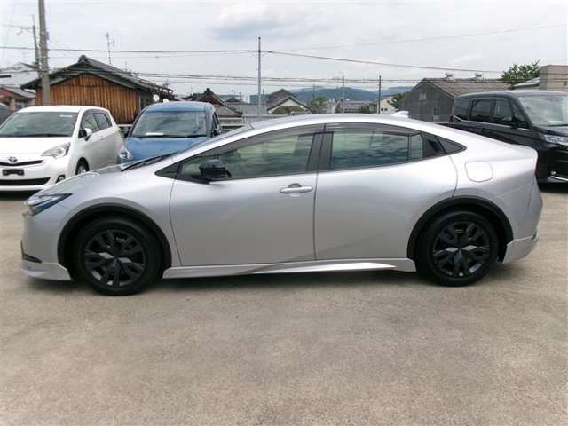 プリウス1.8 X