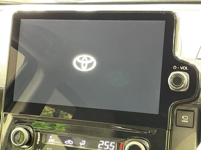 �y10.5�C���` �f�B�X�v���C�I�[�f�B�I�z���ʂ̃f�B�X�v���C��AppleCarPlay��AndroidAuto�����p�\�B�傫�ȉ�ʂŃX�}�z�i�r�A�v���������p���������܂���