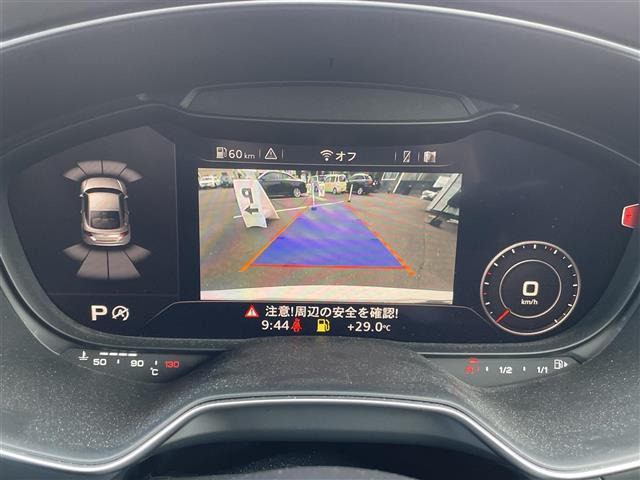 TTクーペ2.0 TFSI クワトロ 4WD