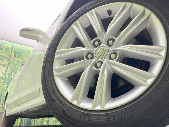 �y17�C���`�A���~�z�C�[���z�O�ςɃ}�b�`�����A���~�z�C�[���𑕒����Ă���܂��B�e��A���~�z�C�[����A�X�^�b�h���X�^�C�����戵�����Ă���܂��B���񂲑��k����������