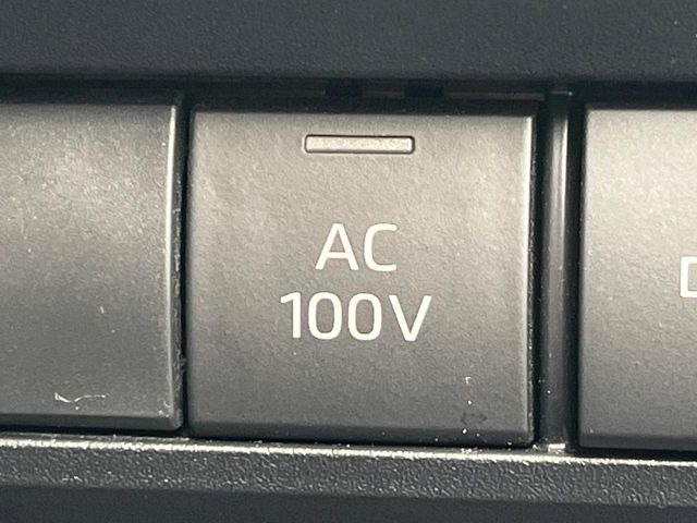 【1500Wアクセサリーコンセント】消費電力1500Wまでの家電が使えます。キャンプやスポーツ・アウトドアでのアクティビティはもちろん、災害・停電の際に大活躍♪