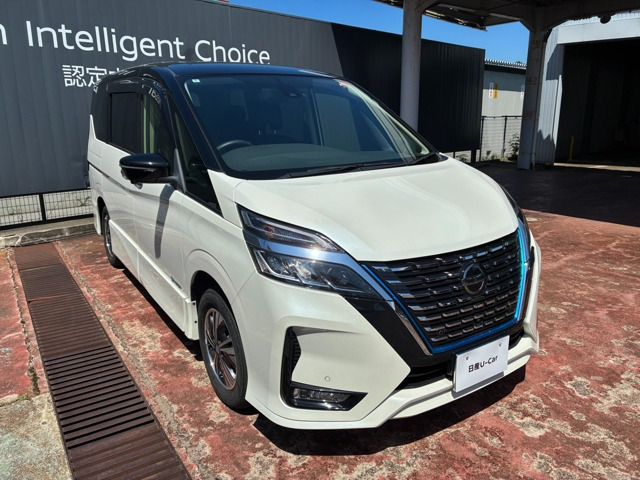 セレナ1.2 e-POWER ハイウェイスターV