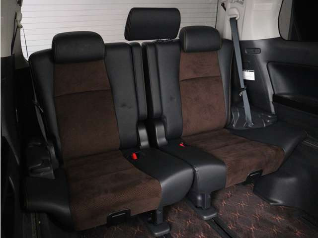 �T�[�h�V�[�g���L�X�Ƃ�����Ԃ����p�ӂ��Ă���܂�!�V�[�g�A�����W�ɂāA���K�X�y�[�X����邱�Ƃ��\�ƂȂ��Ă���܂�!�A�����W�p�^�[�����L�x�ŁA�l�X�ȃV�[���ɂ����p���������܂�!