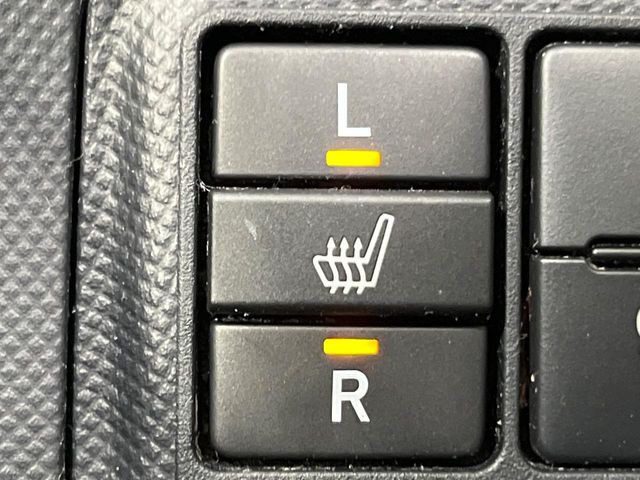 【シートヒーター】寒い日に重宝するシートヒーター!エアコンより早く温まってくれるので寒がりの人も安心ですね♪エアコンの温風は乾燥するから苦手、という方にもをおすすめです。