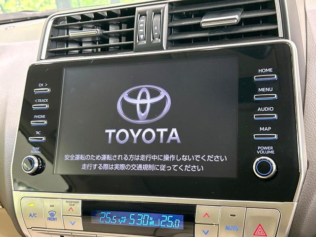 �y9�C���` �f�B�X�v���C�I�[�f�B�I�z���ʃf�B�X�v���C�ւ������̃X�}�[�g�t�H���ƘA�g���āA�i�r��bluetooth�ł̉��y�Đ����\�ł���f�U�C���͂�����񑀍쐫���ǍD!�ʓr�i�r�@�\�̎�t�\�ł���