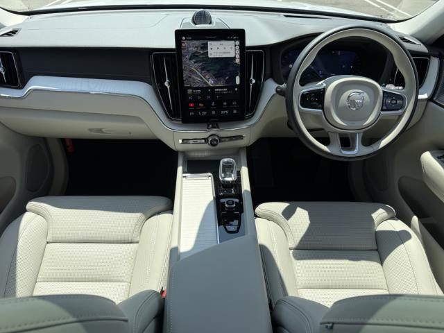 XC60ウルトラ B5 AWD 4WD