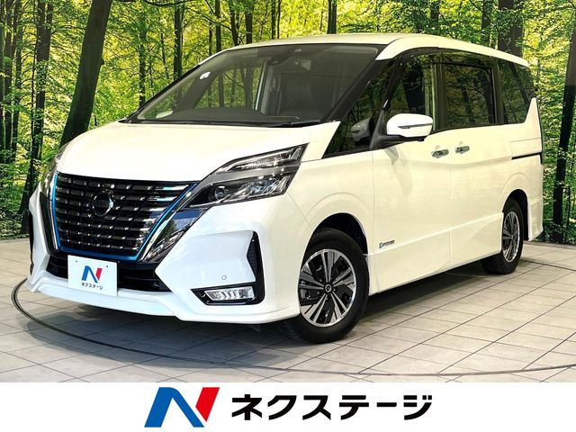セレナ1.2 e-POWER ハイウェイスターV