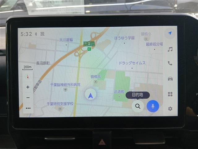 ヴォクシー1.8 ハイブリッド S-Z