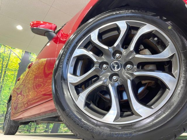 �y����16�C���`�A���~�z�C�[���z�O�ςɃ}�b�`���������A���~�z�C�[���𑕒����Ă���܂��B�e��ЊO�A���~�z�C�[����A�X�^�b�h���X�^�C�����戵�����Ă���܂��B���񂲑��k����������