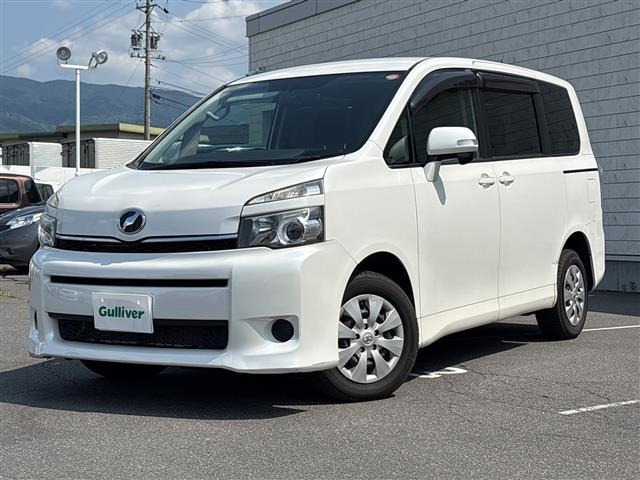 ヴォクシー2.0 X 4WD