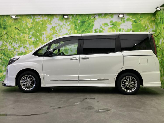 ノア1.8 ハイブリッド Si W×B III