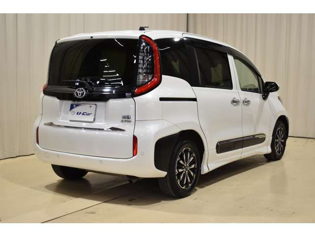 シエンタハイブリッド 1.5 Z E-Four 4WD