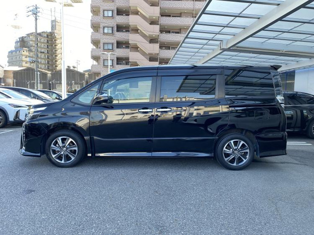 ヴォクシー2.0 ZS 煌II