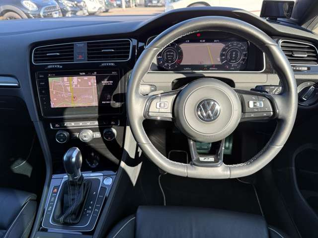 ゴルフR 4WD