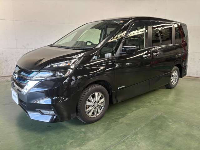 セレナ1.2 e-POWER ハイウェイスターV