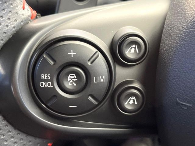 �����[�_�[�N���[�Y�R���g���[��:�O�̎ԂƂ̎Ԋԋ��������ɂƂ�A��葬�x�Ŏ������s���Ă���鎟����̃N���[�Y�R���g���[��!��ɍ������H�⎩���Ԑ�p���H�Ŏg�p����֗��ȋ@�\�ł�!