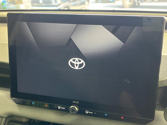 �y12.9�C���` �f�B�X�v���C�I�[�f�B�I�z���ʂ̃f�B�X�v���C��AppleCarPlay��AndroidAuto�����p�\�B�傫�ȉ�ʂŃX�}�z�i�r�A�v���������p���������܂���