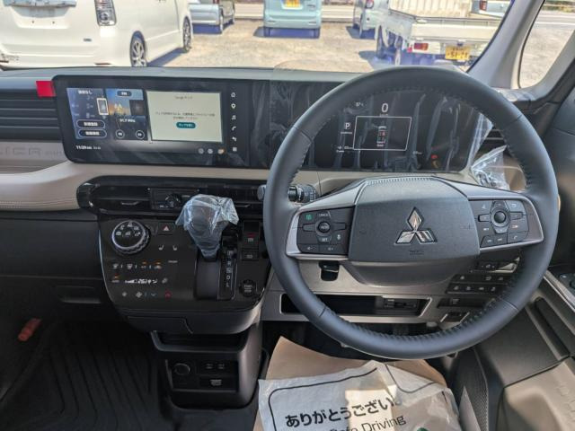 デリカミニT プレミアム デリマル パッケージ 4WD