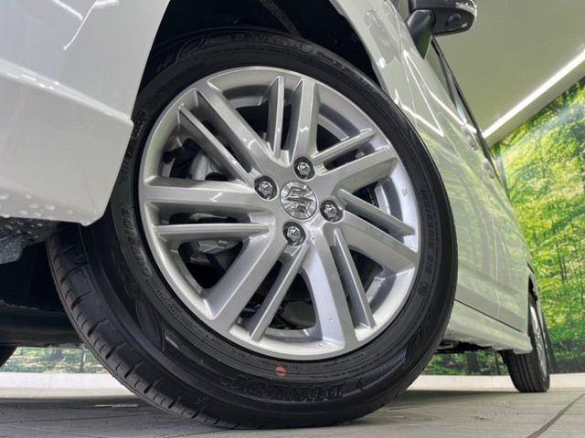 �y����15�C���`�A���~�z�C�[���z�O�ςɃ}�b�`���������A���~�z�C�[���𑕒����Ă���܂��B�e��ЊO�A���~�z�C�[����A�X�^�b�h���X�^�C�����戵�����Ă���܂��B���񂲑��k����������