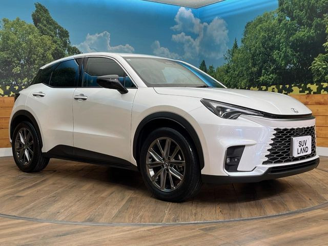 �������x�̃K���X�疌�ŝ����͂������A�㎿�ȃc���E����������B���O����_���J�����؂Ȉ��Ԃ�ی삵�A�F�����E�򉻂�h�~�B�u�e�X�v���b�V���R�[�g�v�A�u�e�v���~�b�T�R�[�g�v���炨�I�т��������܂��B