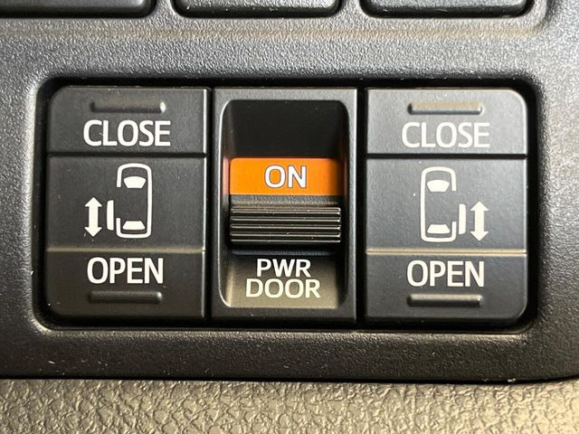 ヴォクシー2.0 ZS 煌