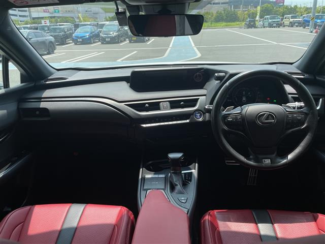 UX250h Fスポーツ
