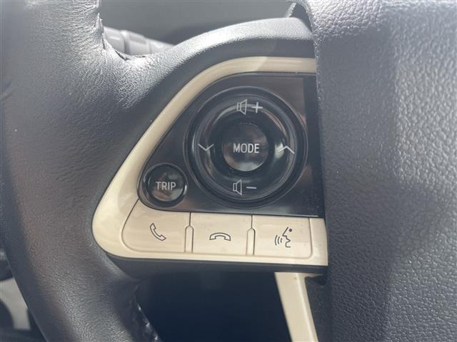 プリウス1.8 S