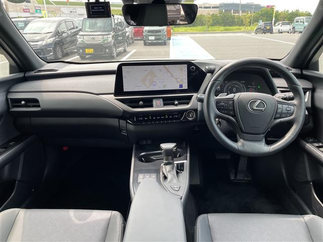 UX250h バージョンL