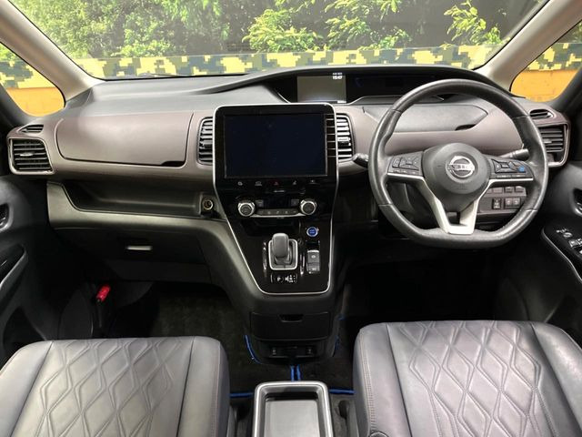 セレナ1.2 e-POWER ハイウェイスターG