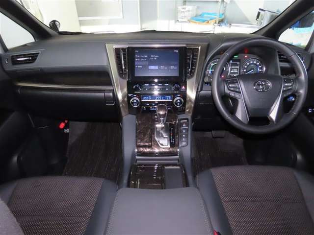 アルファードハイブリッド 2.5 S タイプゴールドII E-Four 4WD