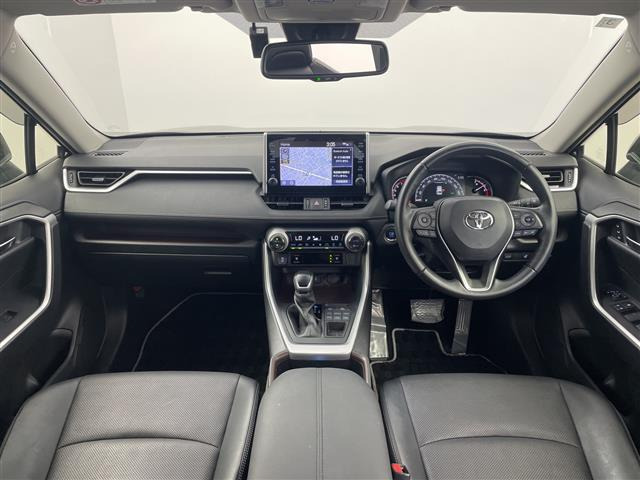 RAV42.0 G 4WD