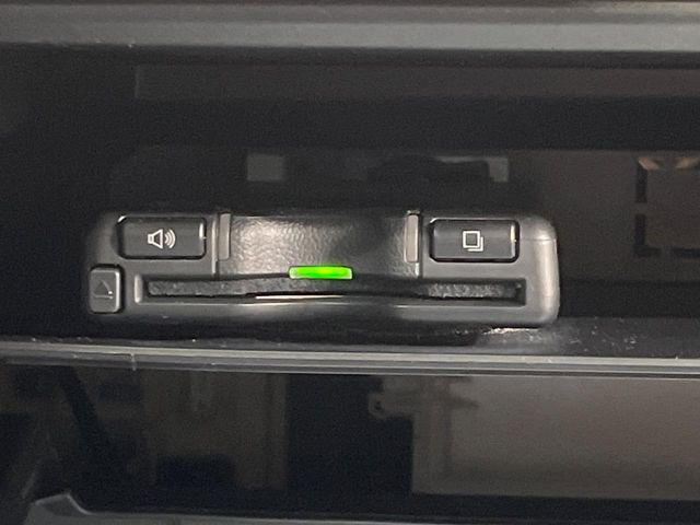 【ETC】高速道路の料金所をストレスなく通過!話題のスポットやサービスエリアに多い「スマートIC」利用時は必須のアイテムです。当店でセットアップを実施、ご納車当日からすぐにご利用いただけます!