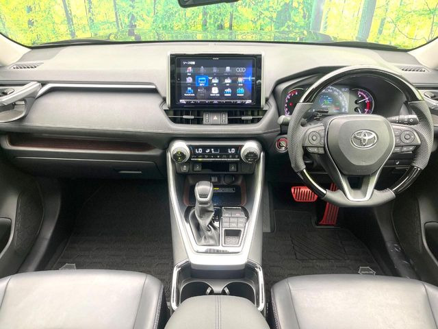 RAV42.0 G 4WD