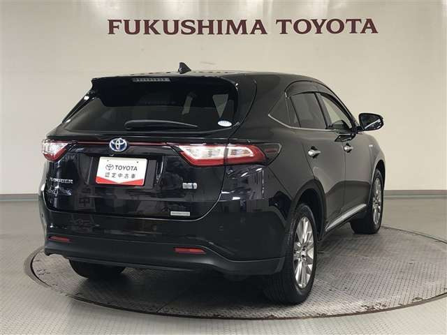ハリアー2.5 ハイブリッド E-Four プレミアム 4WD