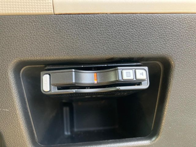 【ETC】高速道路の料金所をストレスなく通過!話題のスポットやサービスエリアに多い「スマートIC」利用時は必須のアイテムです。当店でセットアップを実施、ご納車当日からすぐにご利用いただけます!
