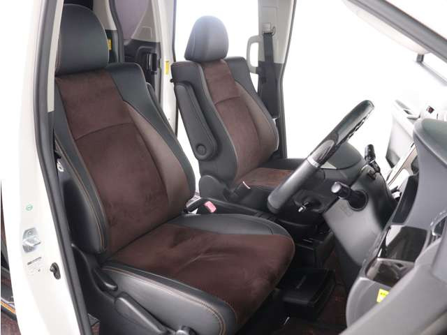 �ǉ��̂��ʐ^�⓮��ȂǁA���[����LINE�ł�����ł��܂�!�C�ɂȂ�_������΂ǂ�Ȃ��Ƃł����X�^�b�t�܂ł��\���t������������